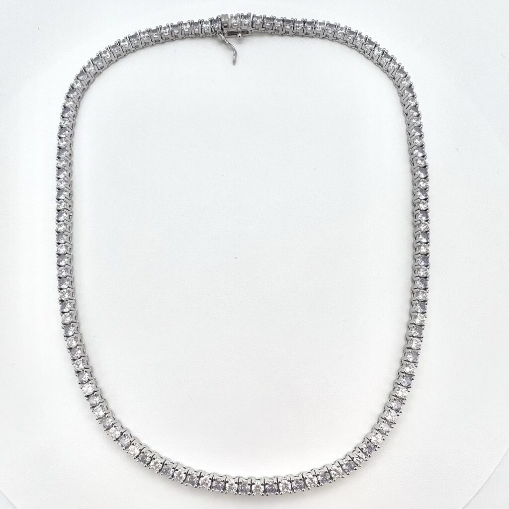 שרשרת טניס, קלולס תכשיטים