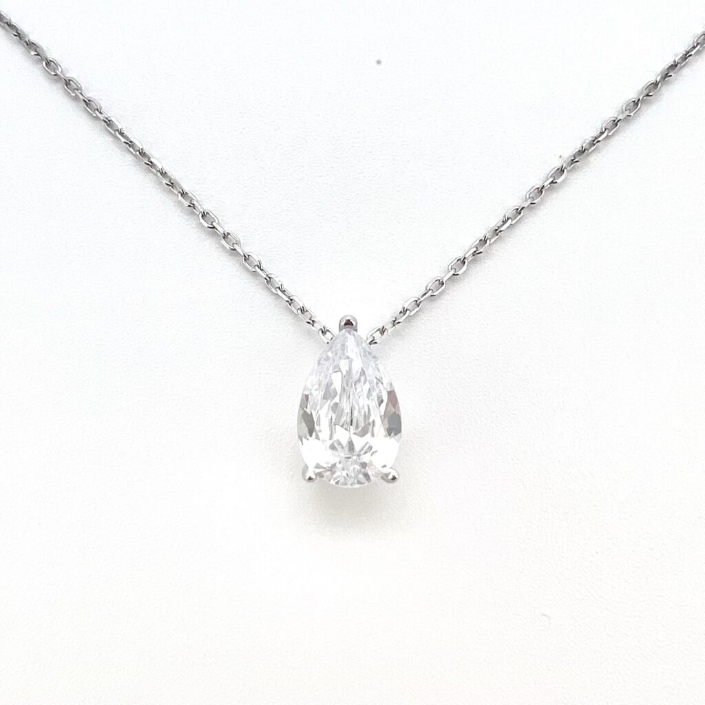 יהלומי מוסנייט, שרשרת מוסנייט