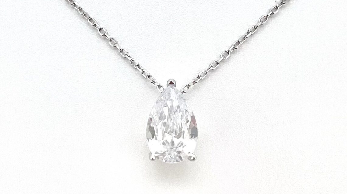 יהלומי מוסנייט, שרשרת מוסנייט