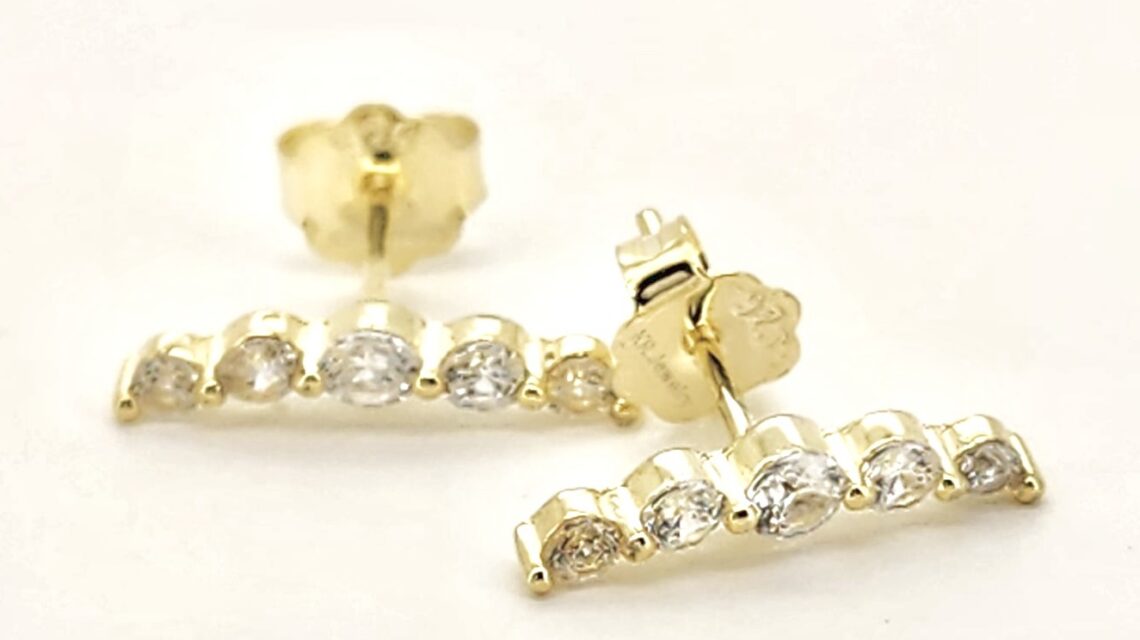 עגיליפ בציפוי זהב, סט עגילים