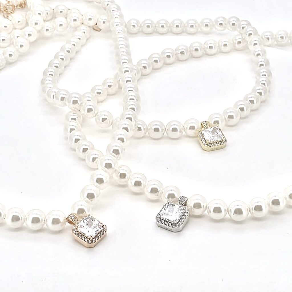 תכשיטים אונליין, קלולס תכשיטים